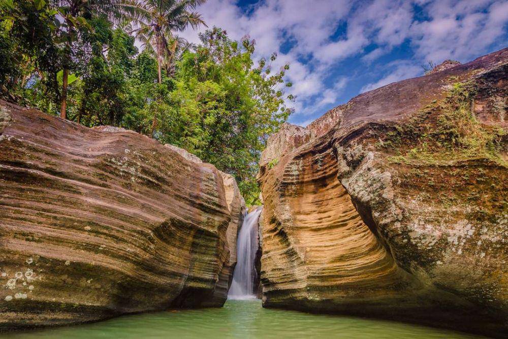 potret Air Terjun Luweng Sampang (instagram.com/Priyonounyil)