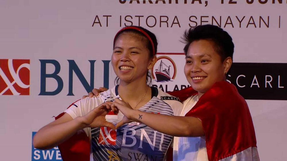 10 Momen Greysia Polii dan Apriyani di Testimonial Day, Bikin Nangis!