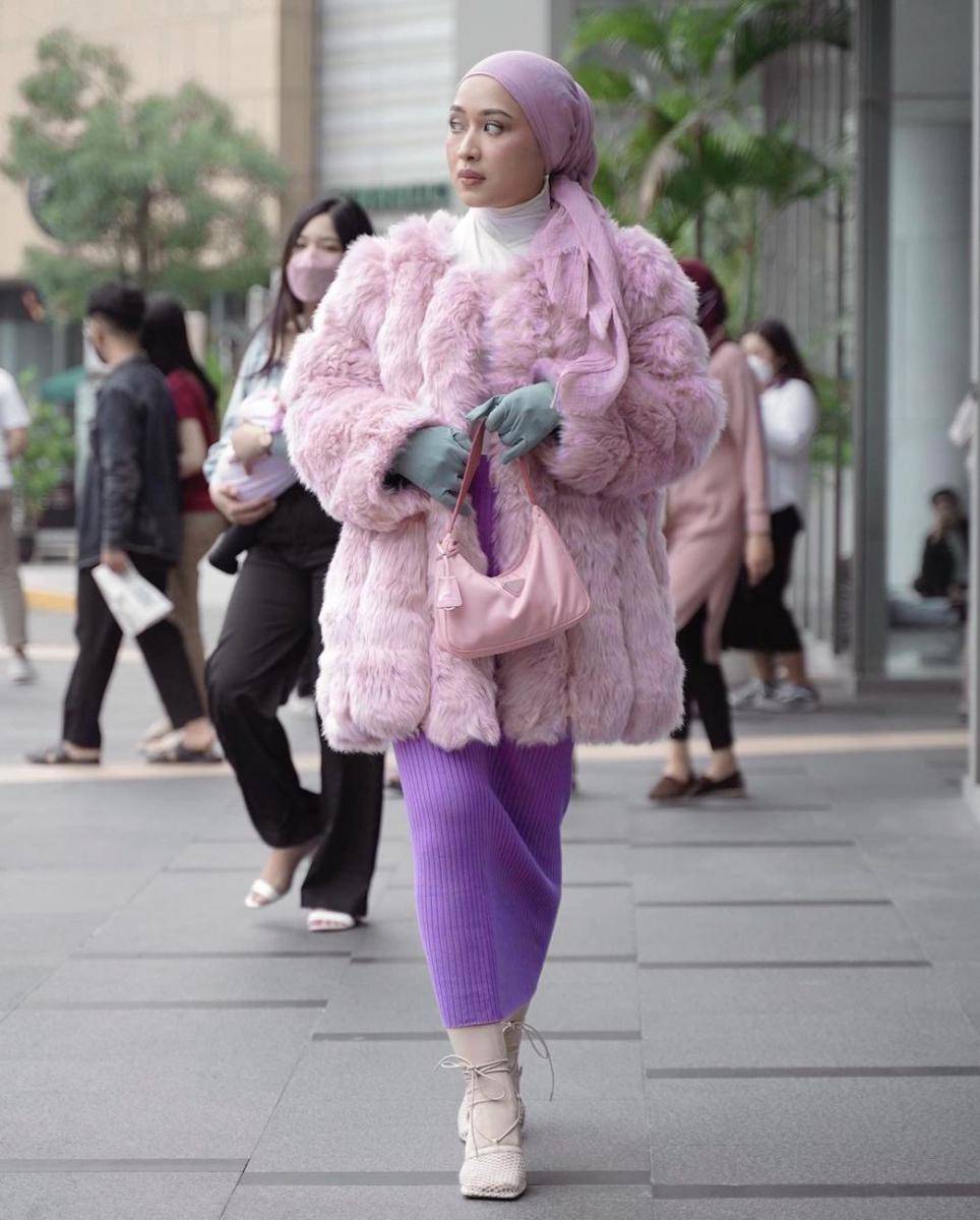 outfit cerah ala Tasya Sayeed (instagram.com/tasyasayeed)