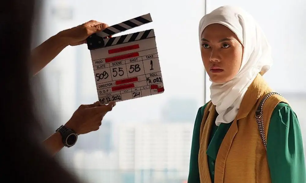 Tarvuz kabi ayolning kokragi fotosurati. Anal ekstremal jinsiy aloqa