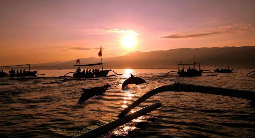 Info Wisata Pantai Lovina, Spot Melihat Sunset dan Lumba-Lumba di Bali