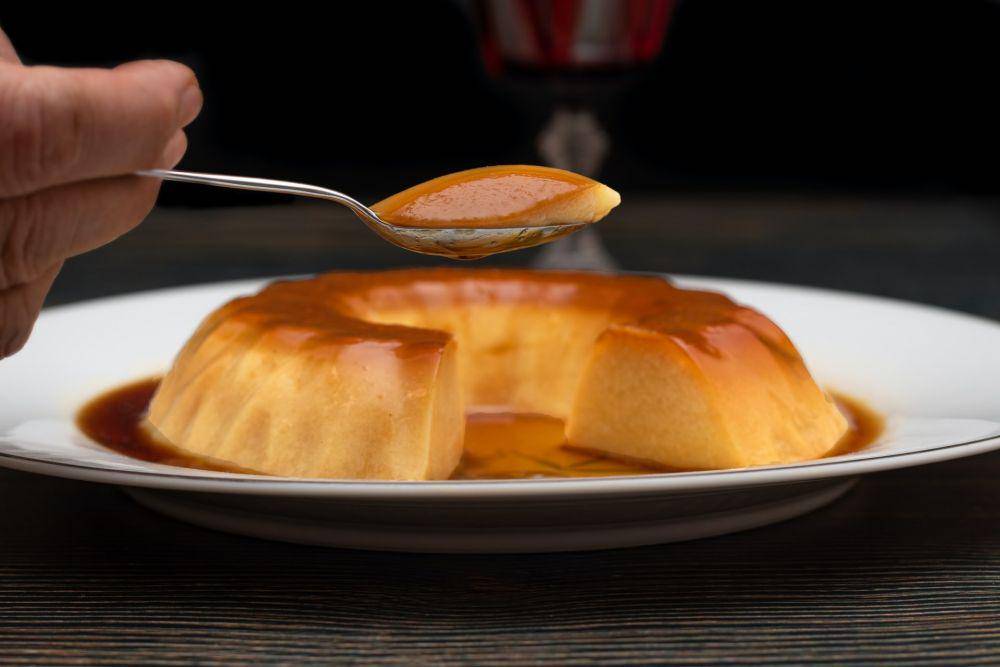 ilustrasi portuguese quick milk pudding (unsplash.com/Mahmoud Fawzy)