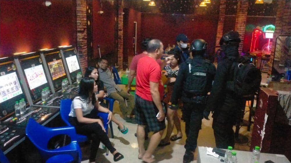 Polda Sumut melakukan penggerebekan dua lokasi perjudian di Kota Medan. (Dok: Humas Polda Sumut)