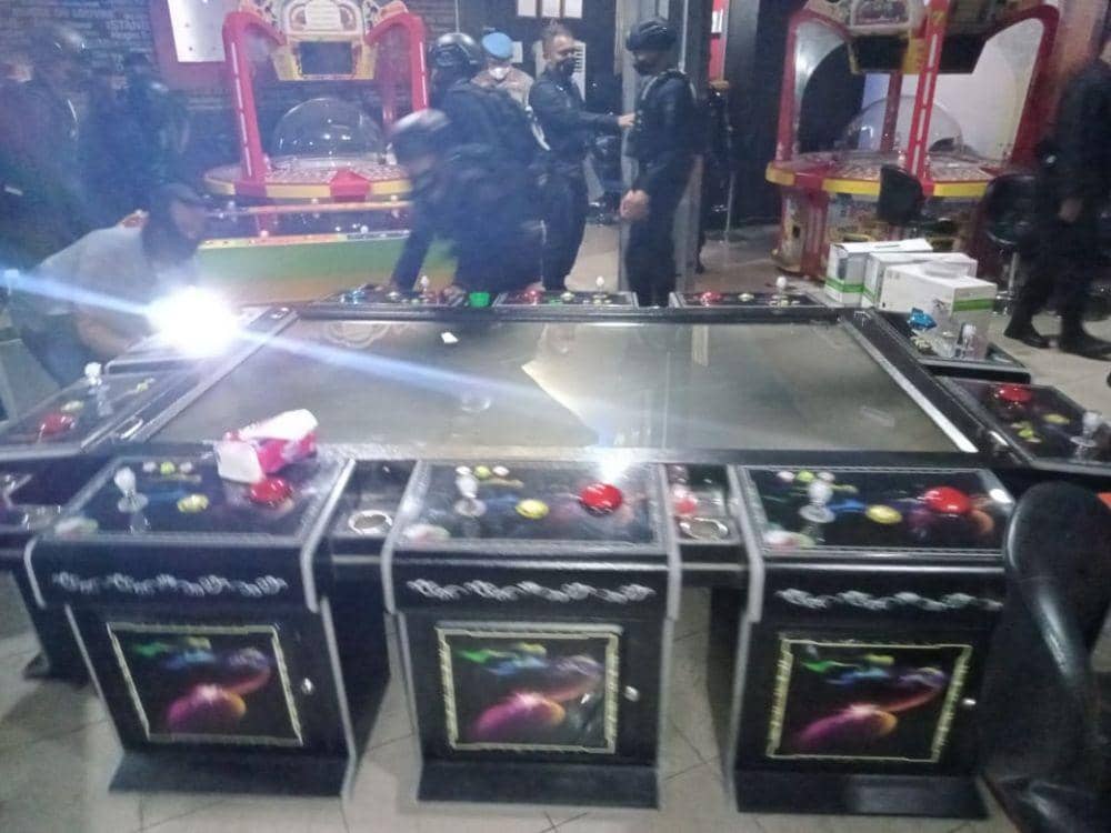 Polda Sumut melakukan penggerebekan dua lokasi perjudian di Kota Medan. (Dok: Humas Polda Sumut)