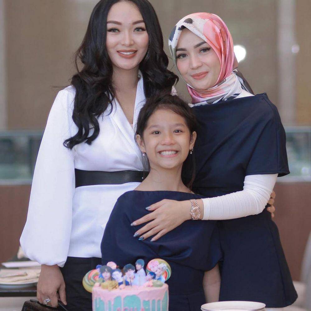 Zaskia Gotix dan Imel (Instagram.com/zaskia_gotix)