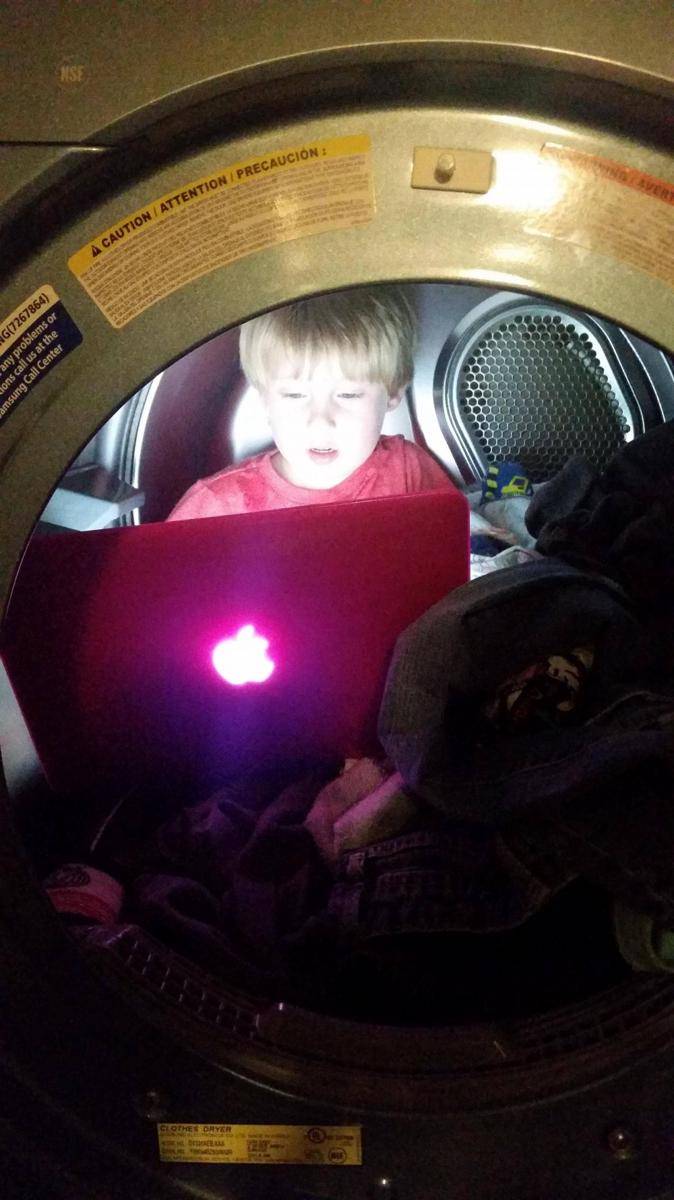 potret barbar anak kecil main (imgur.com/user/r2linad2)