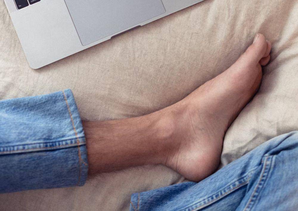 ilustrasi telapak kaki yang sehat (unsplash.com/Christoffer Engström)