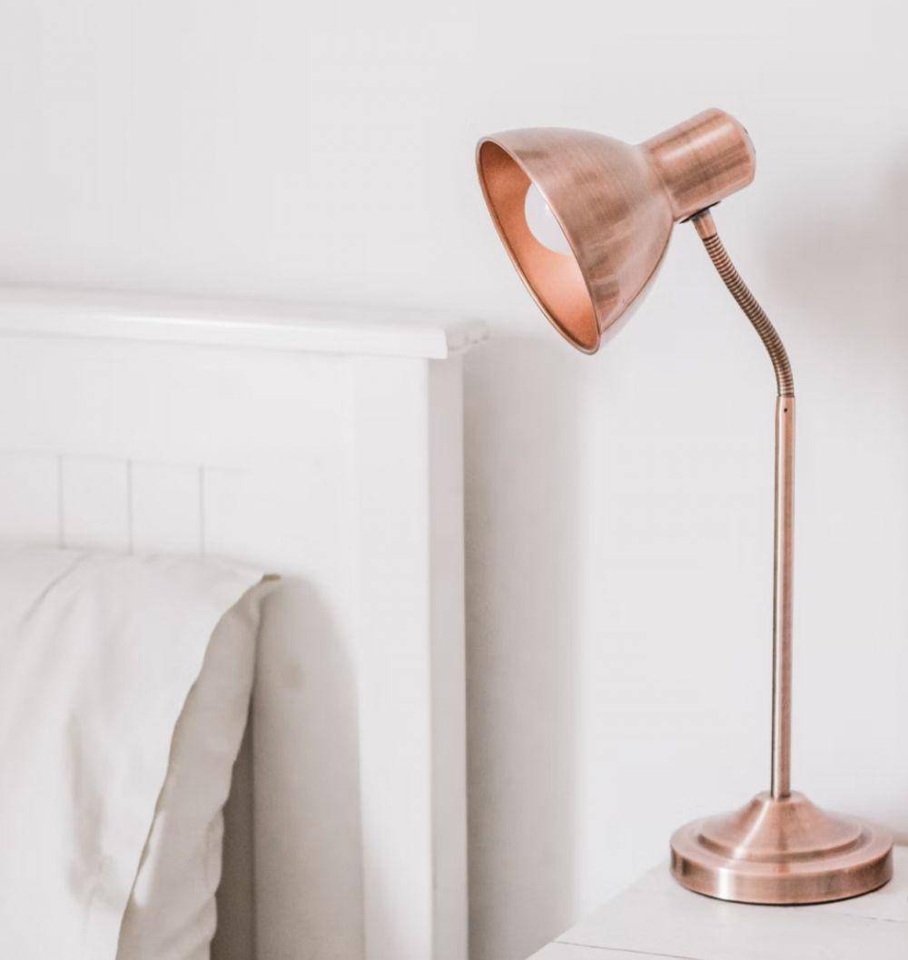 ilustrasi lampu (unsplash.com/Sincerely Media)