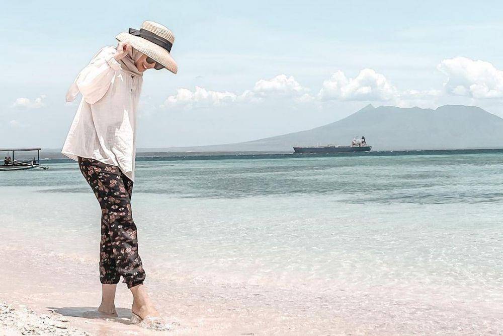(instagram.com/anitakurniasari)
