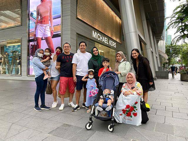 Keluarga Raffi Ahmad (instagram.com/rieta_amilia)