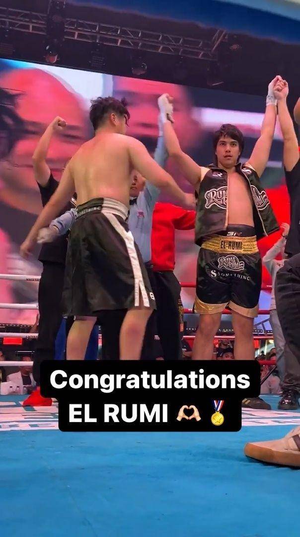El Rumi menang duel tinju (instagram.com/holywingssportshow)