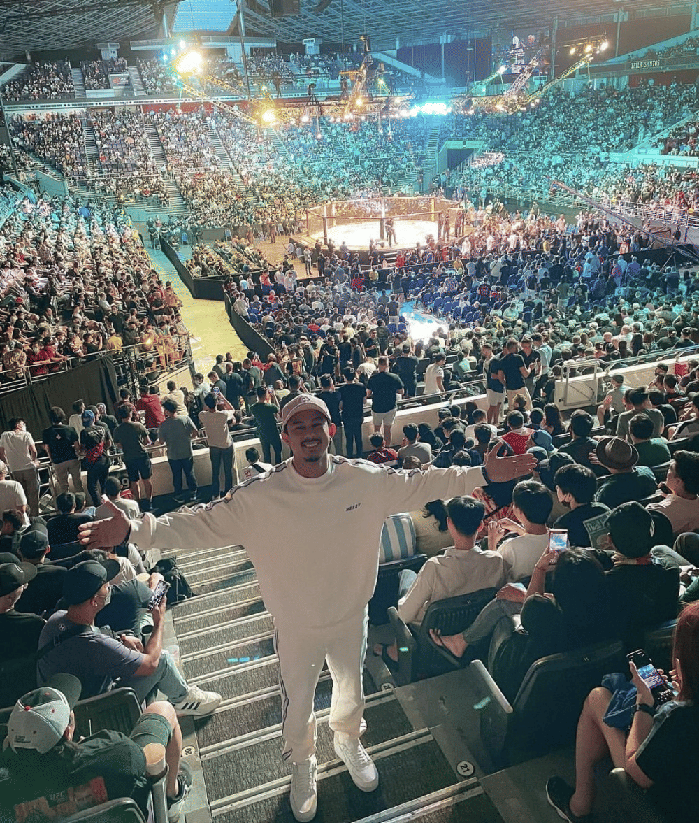Fandy Christian nonton UFC di Singapura (instagram.com/mrssharena)