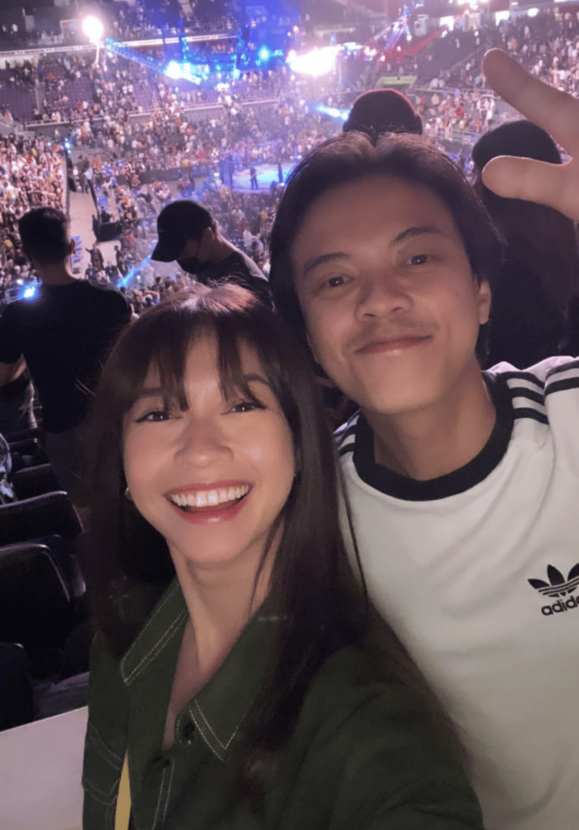 Bisma dan Yuki Kato menonton UFC di Singapura (instagram.com/yukikt)