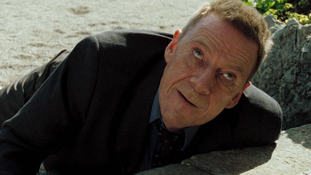 potret Jesper Christensen sebagai Mr. White di Casino Royale (instagram.com/007)