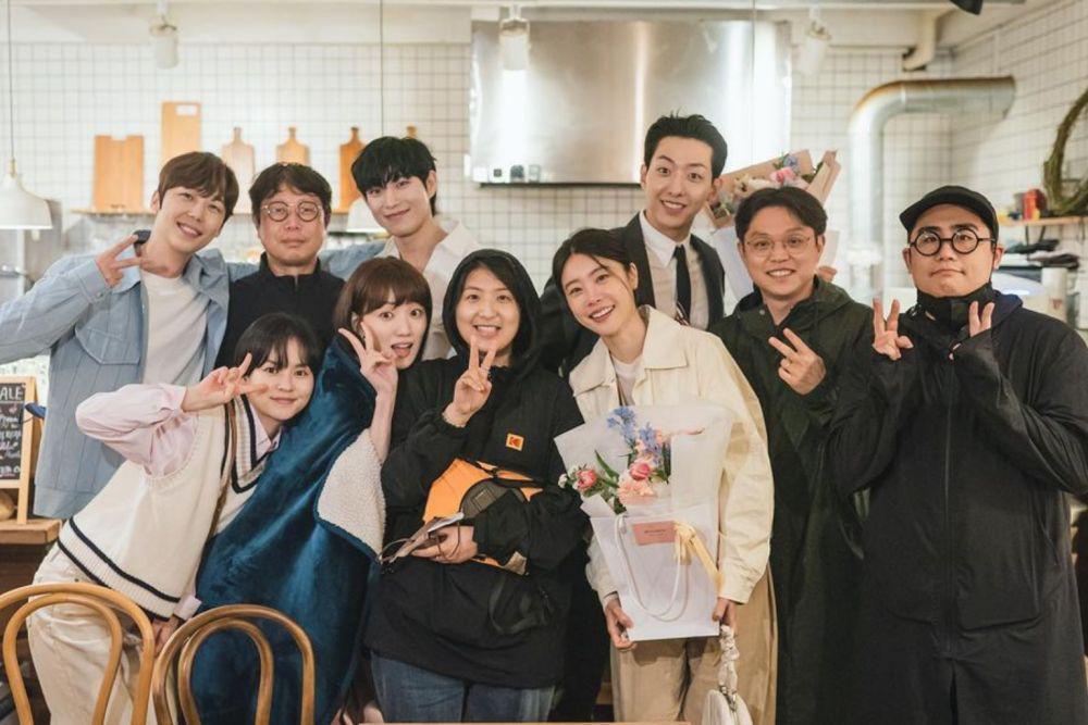 Bukan Starforce, 6 Agensi Sungguhan Pemeran Utama Shooting Stars