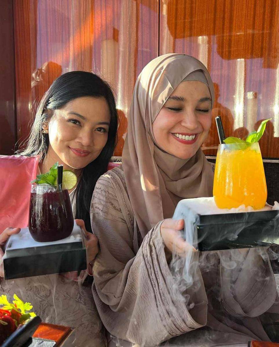 potret Shireen Sungkar dan sahabat (instagram.com/shireensungkar)