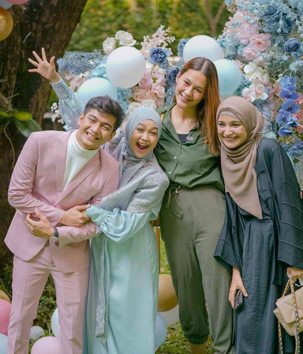 potret Shireen Sungkar dan sahabat (instagram.com/shireensungkar)