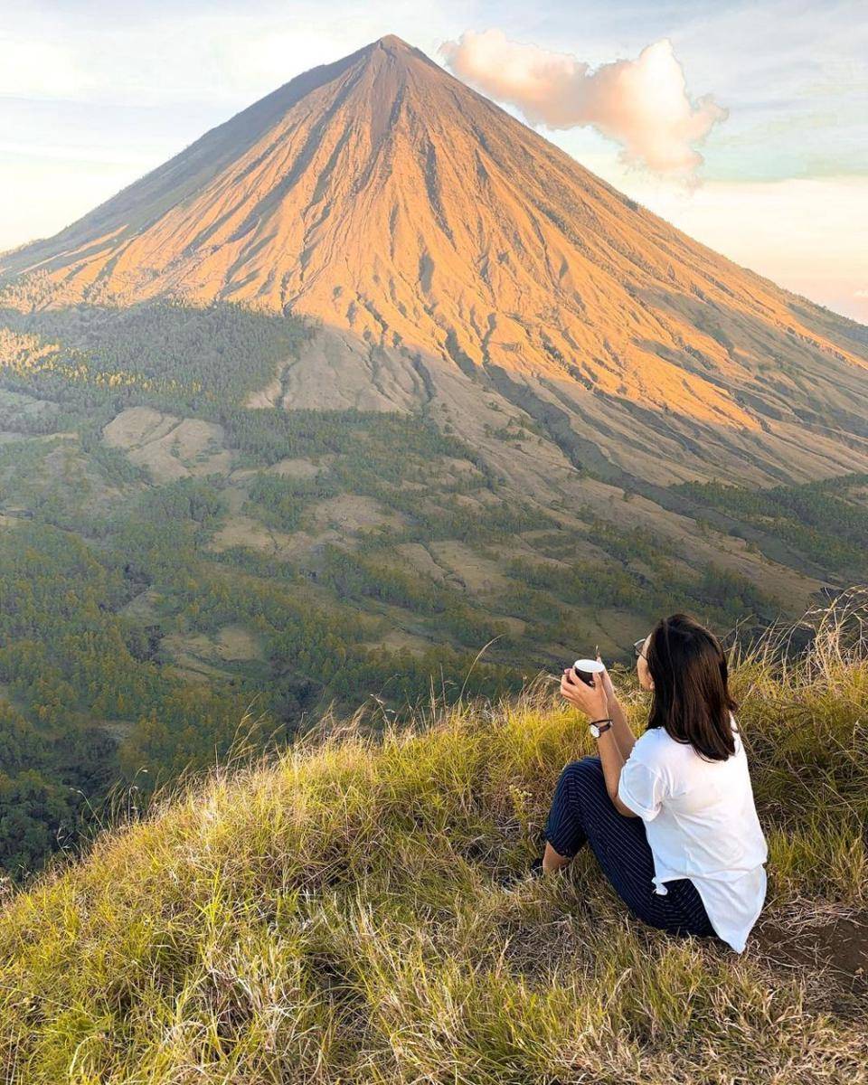 Bukit Watunariwowo (instagram.com/cameliamelin)