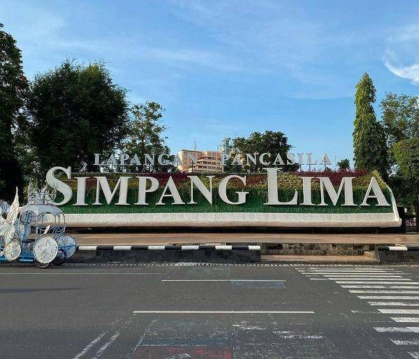 Wahana Simpang Lima Semarang (Instgram.com/maps/lingkarsemarang)