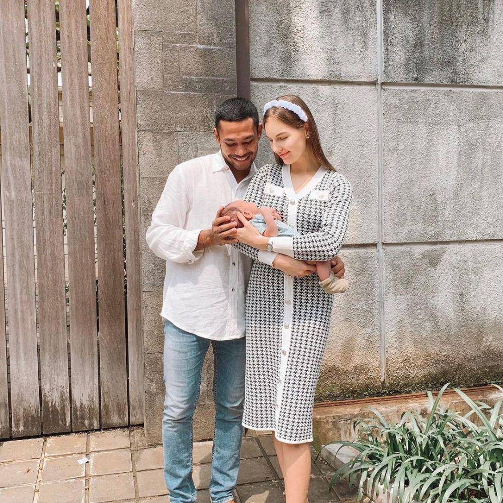 potret Diego Afisyah saat momong anak (instagram.com/diegoafisyah)