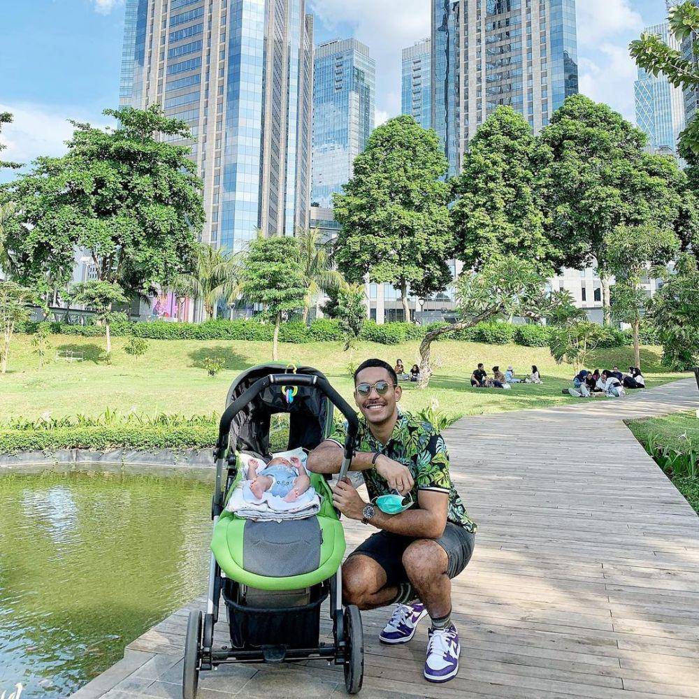 potret Diego Afisyah saat momong anak (instagram.com/diegoafisyah)