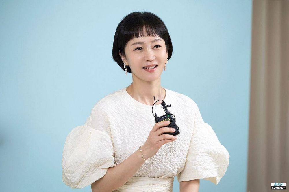 Yeom Jung Ah (instagram.com/artistcompanyofficial)