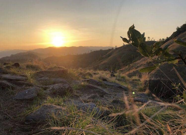 Bukit Cinta Labuan Bajo (instagram.com/susanntipuji)