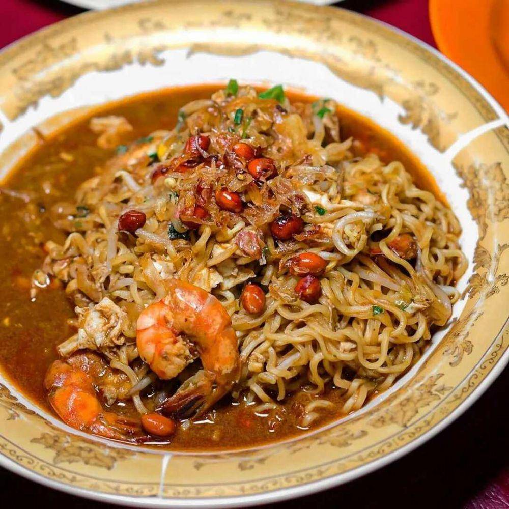 mi aceh (instagram.com/the.lucky.belly)