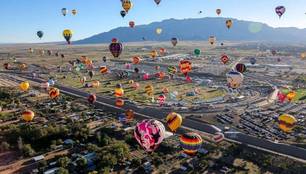 Albuquerque International Balloon Fiesta (instagram.com/foodtournewmexico)