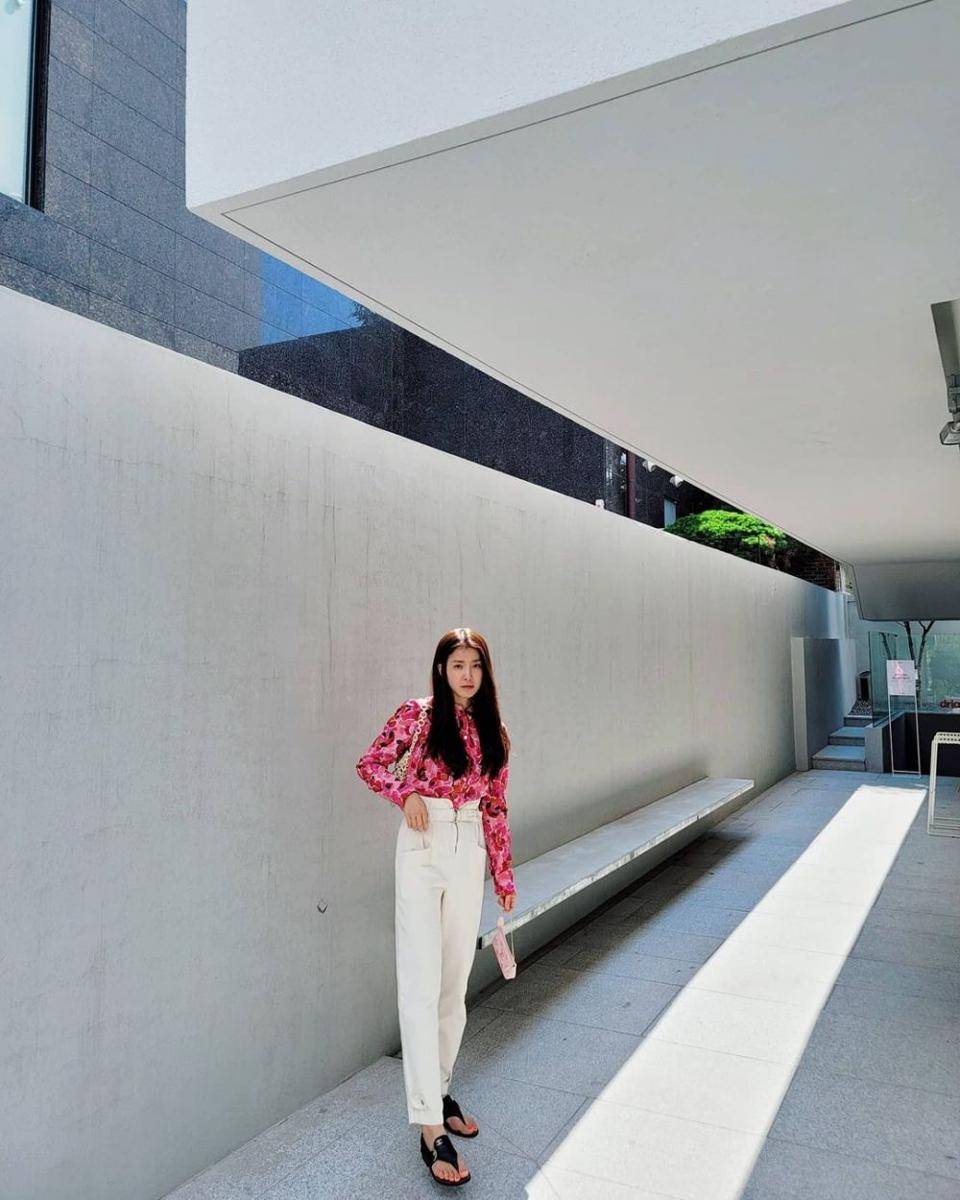 Potret Lee Si Young (instagram.com/leesiyoung38)