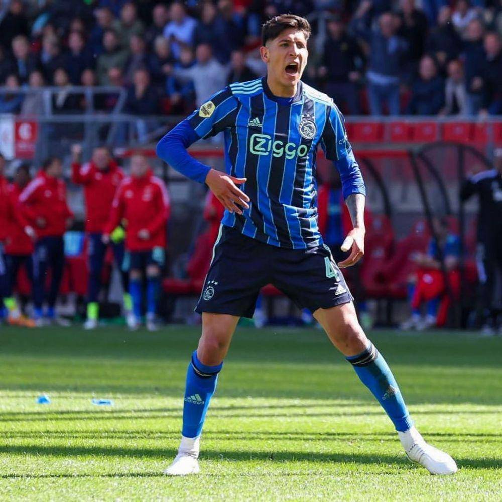 Edson Alvarez saat berseragam Ajax Amsterdam (instagram.com/edisonnalvarez)