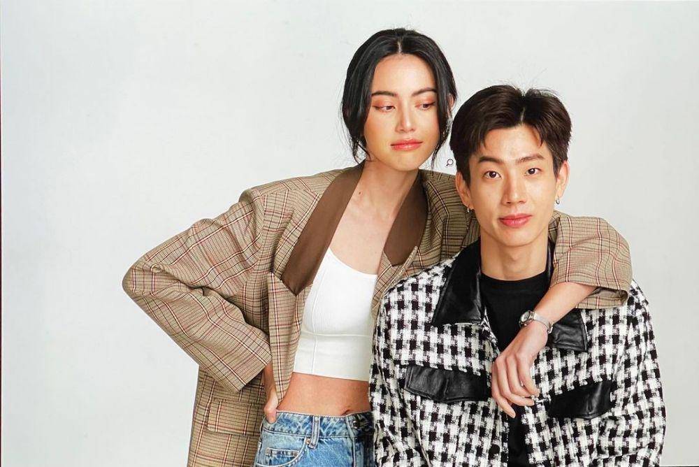 Mai Davika dan Off Jumpol (instagram.com/akoakiko)