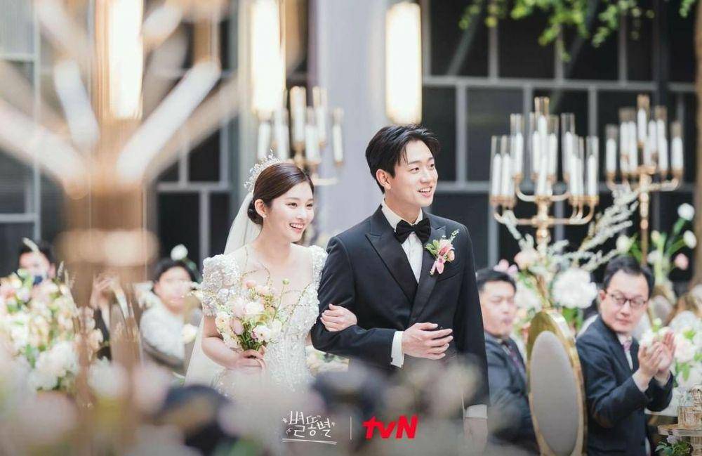 Lee Si Woo dan Shin Hyun Seung di drama Shooting Stars (instagram.com/tvn_drama)