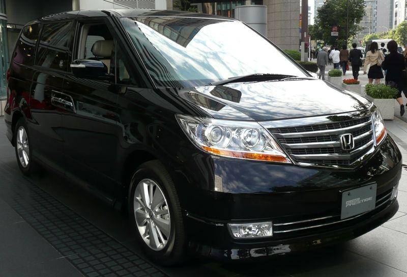 Honda Elysion (wikipedia.org)