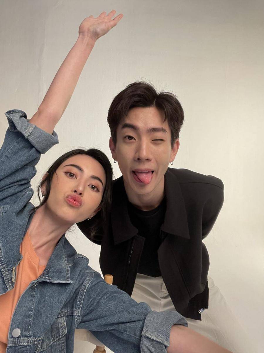 Mai Davika dan Off Jumpol (twitter.com/DavikaH)