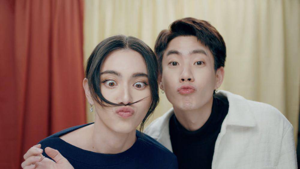 Mai Davika dan Off Jumpol (twitter.com/GMMTV)