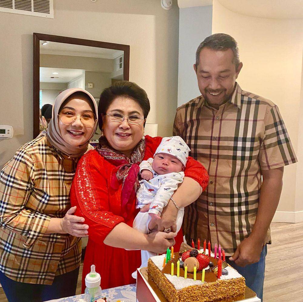 Yora Febrina dan besan (instagram.com/yorafebrina)