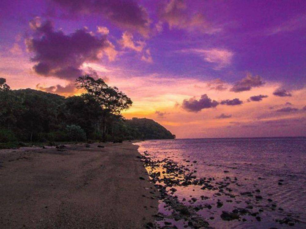 potret Pantai Mayangkara (instagram.com/gresiktourism)