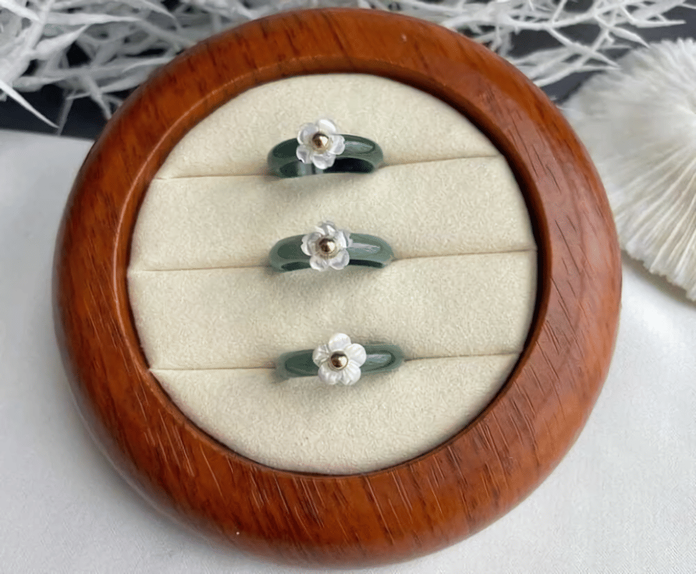 ilustrasi aksesori tradisional Korea (instagram.com/aliturajewelry)