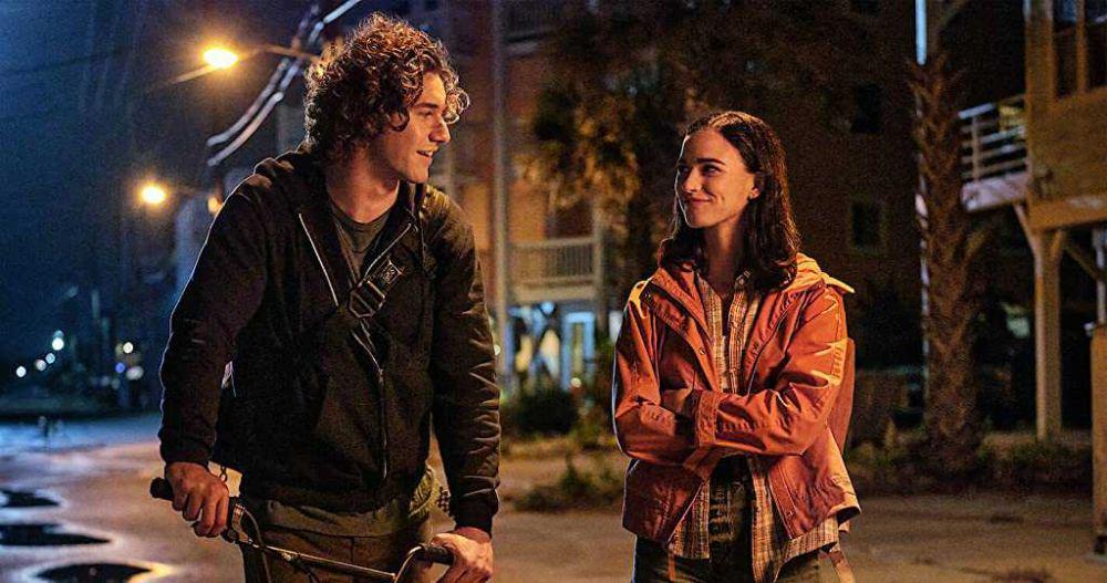 9 Potret Belmont Cameli, Bintangi Film Baru Bersama Emma Pasarow