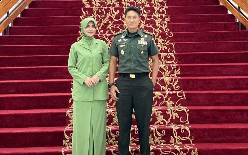 7 Artis Saat Pakai Seragam Persit, Aura Bijak dan Anggunnya Terpancar