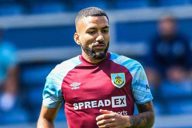 Aaron Lennon (twitter.com/BurnleyOfficial)