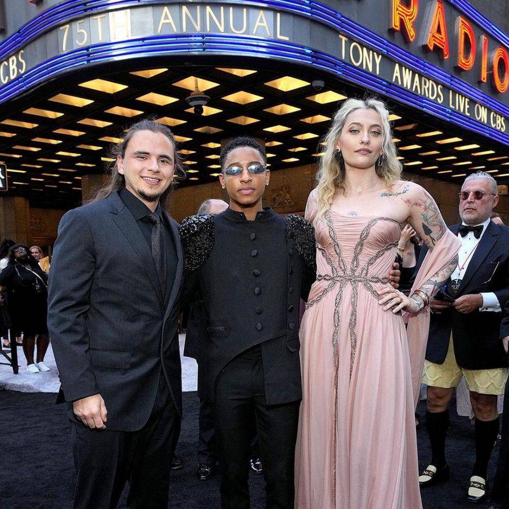 Prince Jackson, Myles Frost, Paris Jackson (instagram.com/myles.frost)