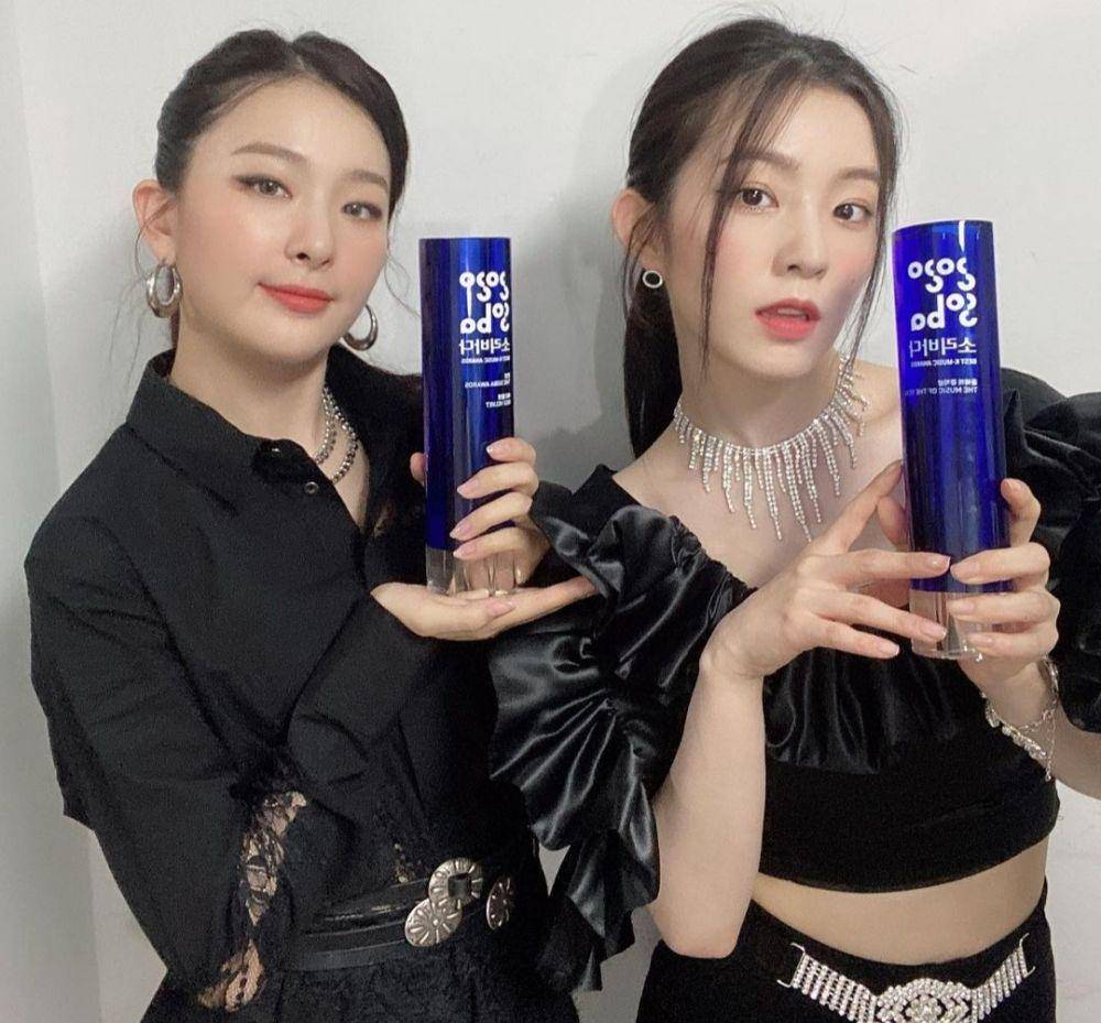 Red Velvet Irene-Seulgi (https://www.instagram.com/redvelvet.smtown/)