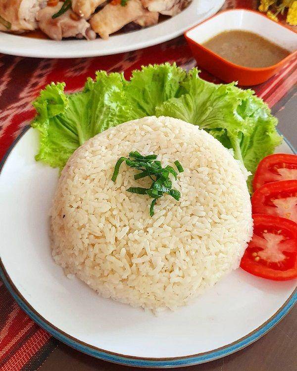 nasi hainan (instagram.com/yscooking)