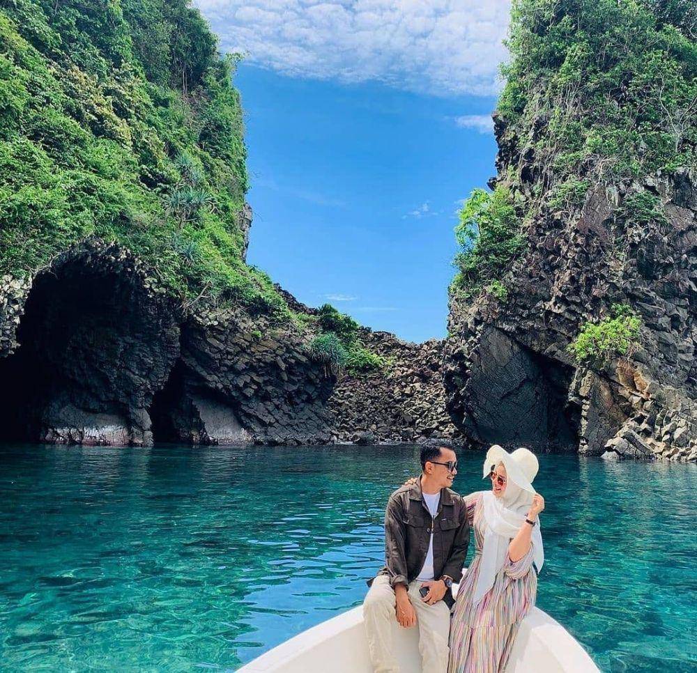 Gua Sarang (instagram.com/teukuadil11_)