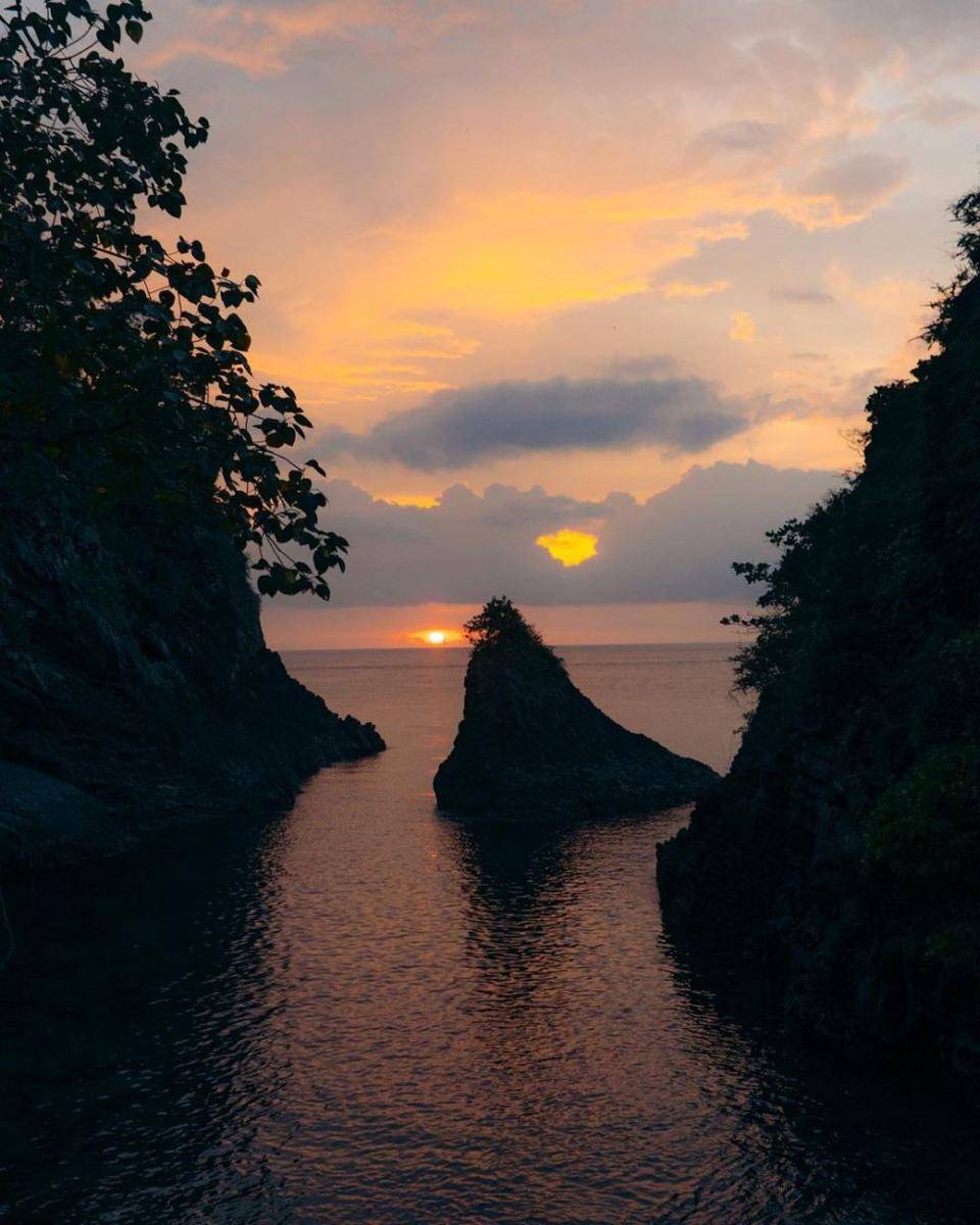 Gua Sarang (instagram.com/adhanhsb)
