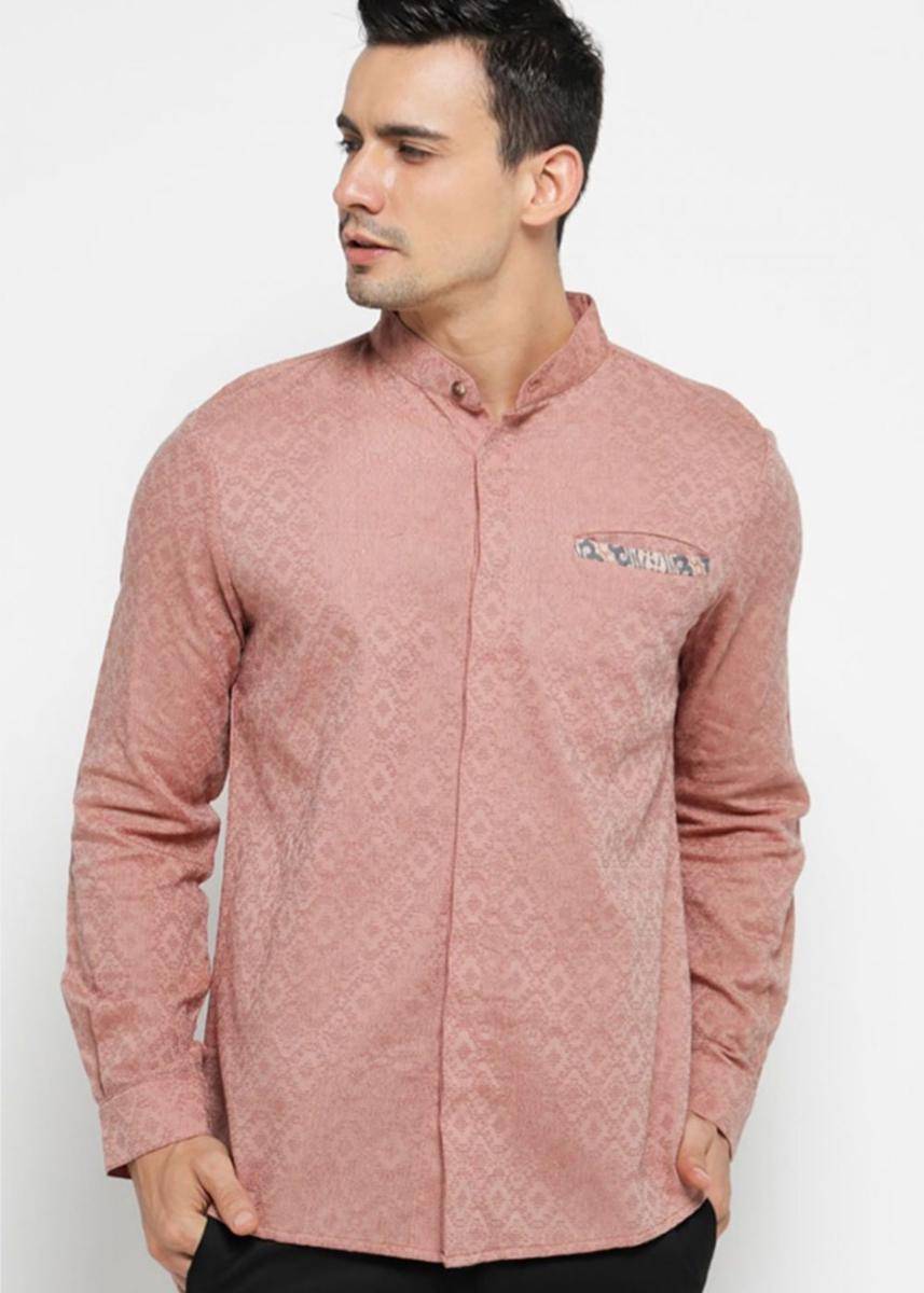 Sekouwit | Long Sleve Batik Shirt Terracotta (zalora.co.id/Sekouwit)