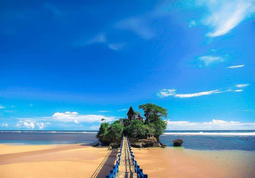 potret Pantai Balekambang (instagram.com/ibnuzulfan_)