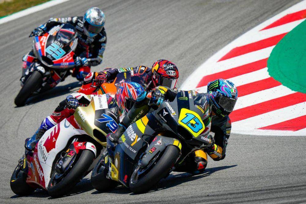 Celestino Vietti di depan para rivalnya. (motogp.com)